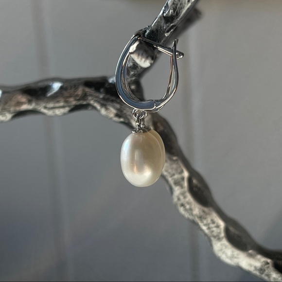 925S Sterling Silver White Cultured Freshwater Pearl Dangle Drop Earrings - Picture 8 of 12